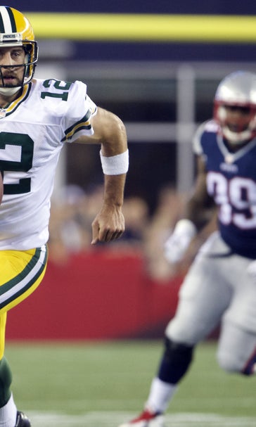 Fully healed, mobile Rodgers on the move again for Packers